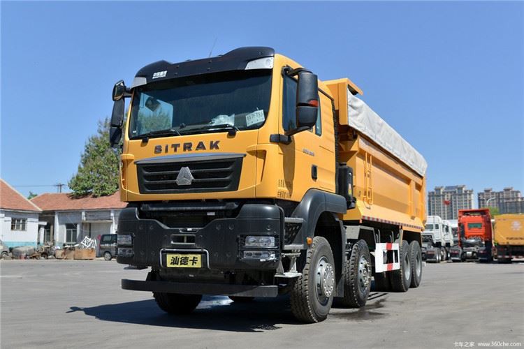 รถดั๊มพ์ Sinotruk SITRAK 8×4 มือสอง
