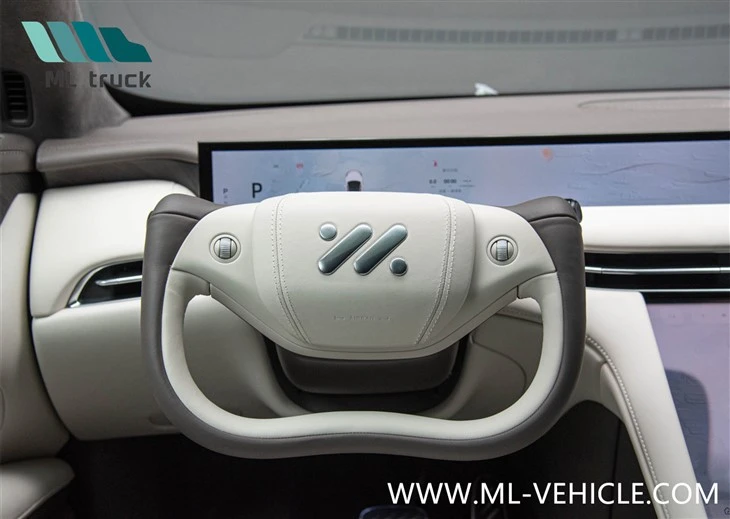 IM LS7 SUV EV
