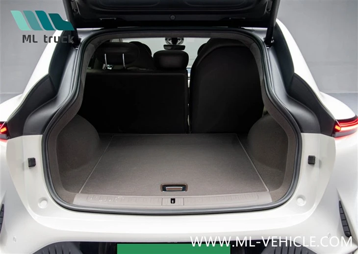 IM LS7 SUV EV