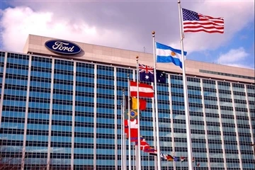 Ford วางแผนปลดพนักงานรอบใหม่ ตั้งเป้าลดค่าใช้จ่าย 2.15 หมื่นล้านหยวน