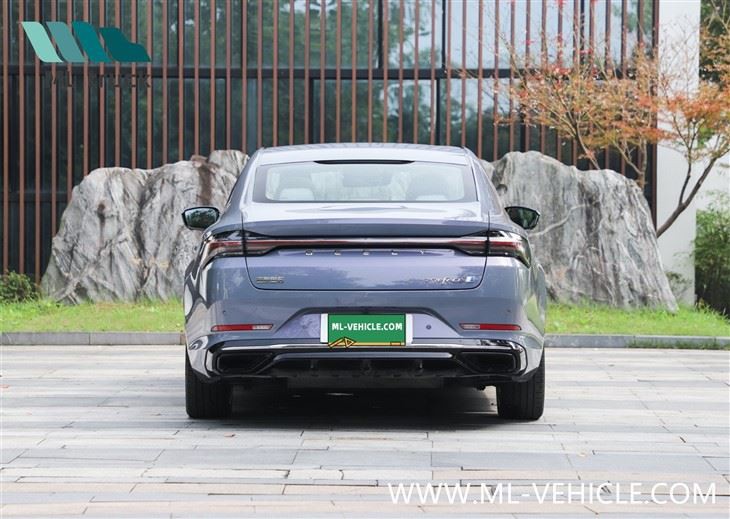 2024 NEW Geely XingRui L HEV Sedan