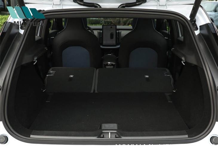 2024 Volvo EX30 EV SUV