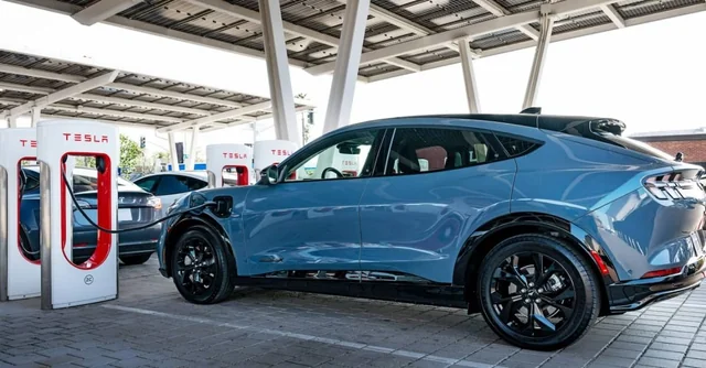 ยอดขายรถยนต์ไฟฟ้าของ Ford ในไตรมาสที่ 2 พุ่งสูงเป็นรองเพียง Tesla ในสหรัฐอเมริกา